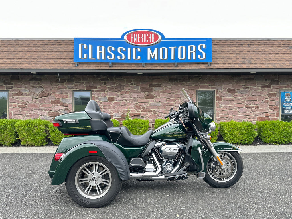American Classic Motors Motorcycle 2019 Harley-Davidson Trike Tri Glide Ultra Classic FLHTCUTG Only 328 Miles, Showroom Condition! - $29,995