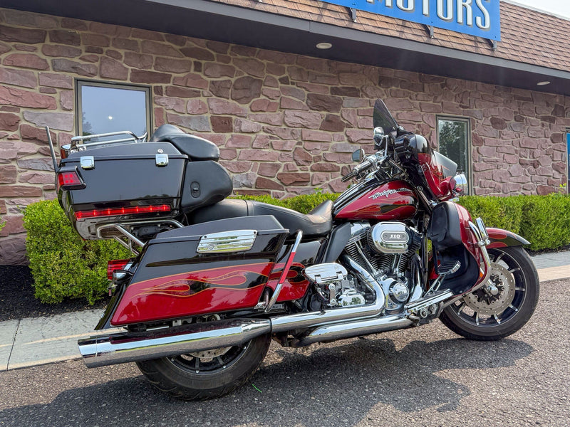 Davidson Cvo 2011 Electra Glide Classic 2011 Harley-Davidson CVO