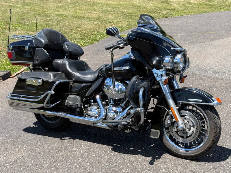 2011 Harley-Davidson Touring Electra Glide Ultra Limited FLHTK 103