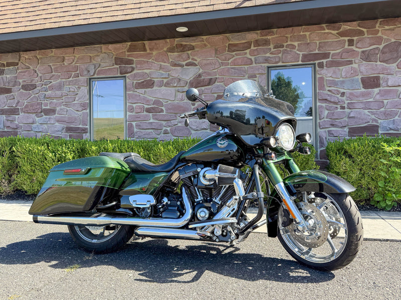 2014 Harley-Davidson CVO Screamin' Eagle Road King FLHRSE5 110