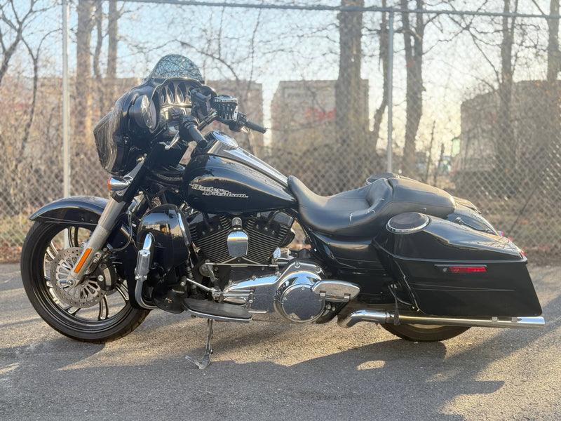 2015 Harley-Davidson Street Glide Special FLHXS 103