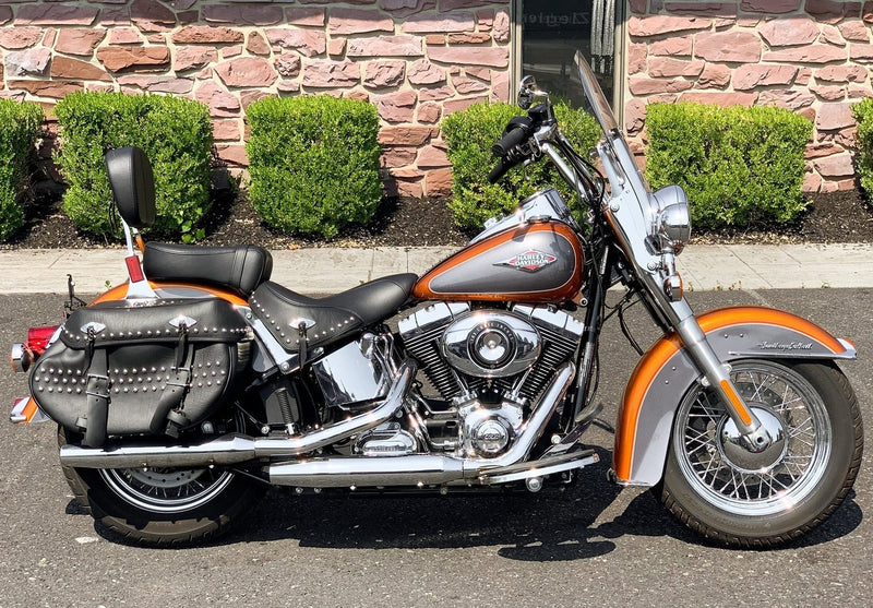 SOLD 2015 Harley-Davidson Softail Heritage Classic FLSTC Mint