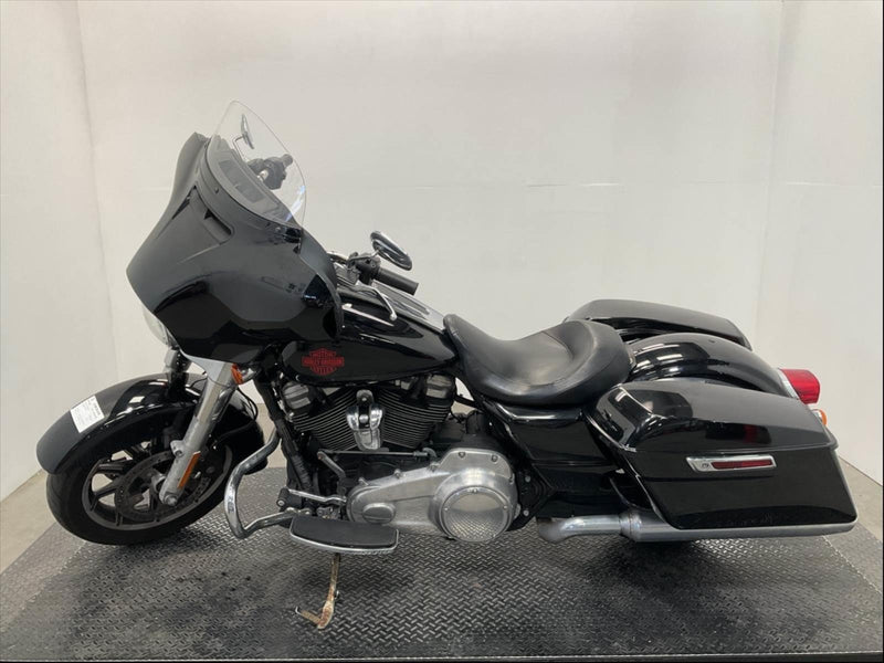 2021 Harley-Davidson Touring Electra Glide Standard FLHT M8 One Owner w/ Low Miles! $13,500 (Sneak Peak Deal)