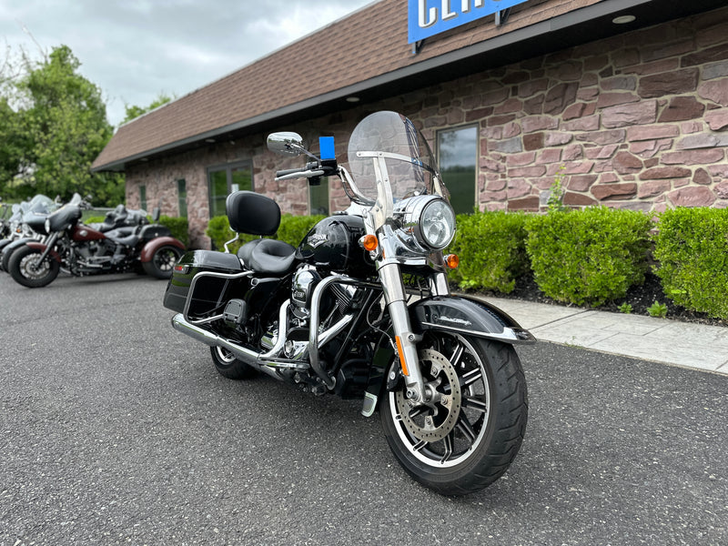 * 2015 Harley-Davidson Touring Road King FLHR 103" 6-Speed One Owner & Low Miles! $12,995