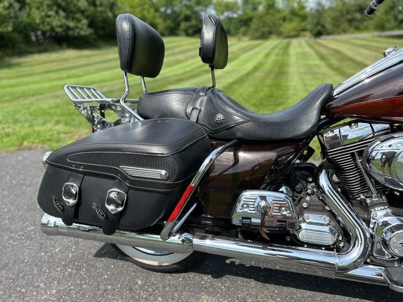 2011 Harley-Davidson Road King Classic FLHRC FLHR w/ 13k Miles! + Extras! - $10,995