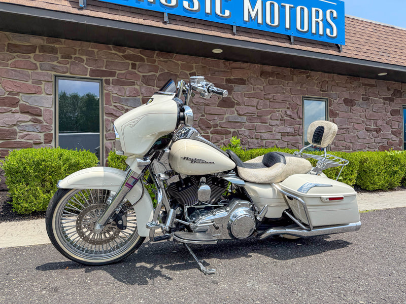 2015 Harley-Davidson Street Glide Special FLHXS Lots of Chrome & Only 13k Miles! $11,995