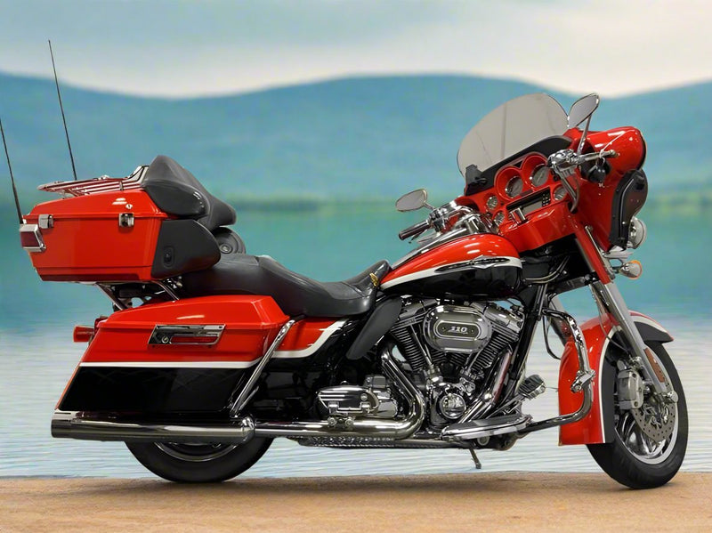 2012 Harley-Davidson Screamin' Eagle 110" CVO Ultra Classic FLHTCUSE7 Loaded w/ Low Miles! $11,995 (Sneak Peek Deal)