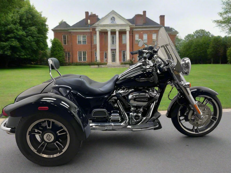 2017 Harley-Davidson Trike Freewheeler FLRT One-Owner, Slip-On Mufflers, & Extras! Only 2k Miles! $19,995