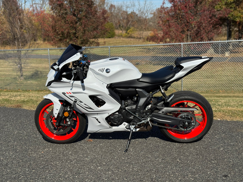 2023 Yamaha YZF-R7 Intensity White 1 Owner Mint Condition Sportbike 2k Miles $9,995