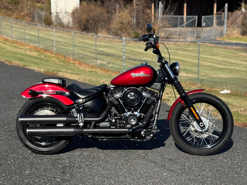 2019 Harley-Davidson Softail Street Bob FXBB Only 7k Miles, Clean Carfax, Many Extras! - $10,995