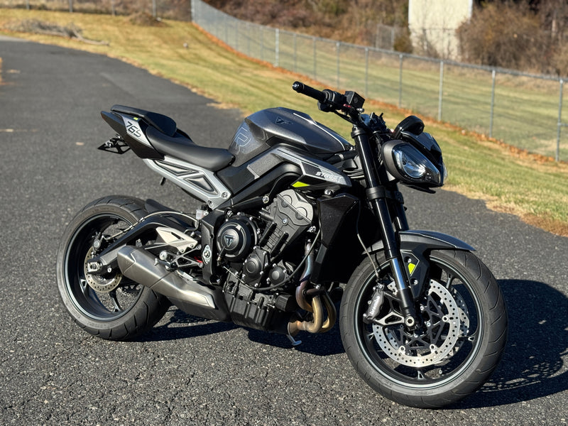 2024 Triumph Street Triple 765 R Silver Ice Naked Street Fighter $8,675