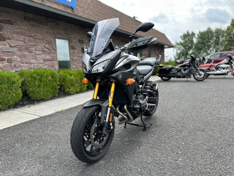 American Classic Motors Motorcycle 2015 Yamaha FJ-09 Sport Touring One-Owner, Flawless Carfax, Only 2,859 Miles! - $7,995