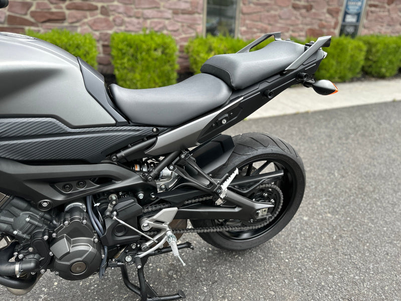 American Classic Motors Motorcycle 2015 Yamaha FJ-09 Sport Touring One-Owner, Flawless Carfax, Only 2,859 Miles! - $6,995