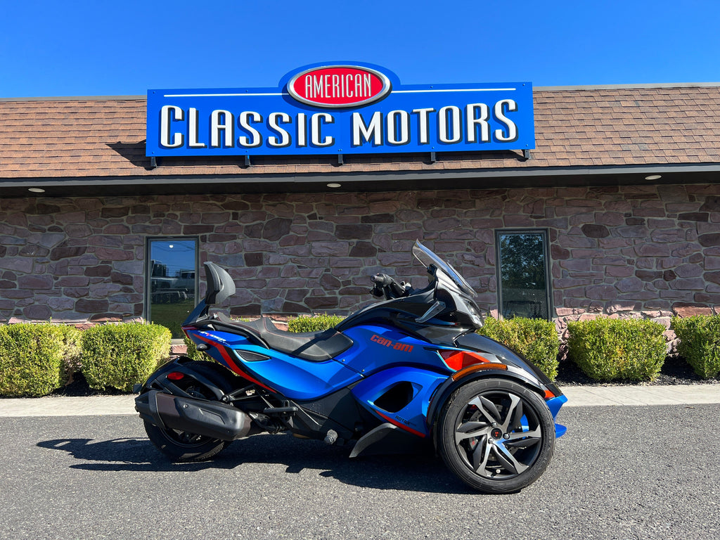 Can-Am Motorcycle 2015 Can-Am Spyder ST-S SM5 3-Wheeler Reverse Trike - $13,495