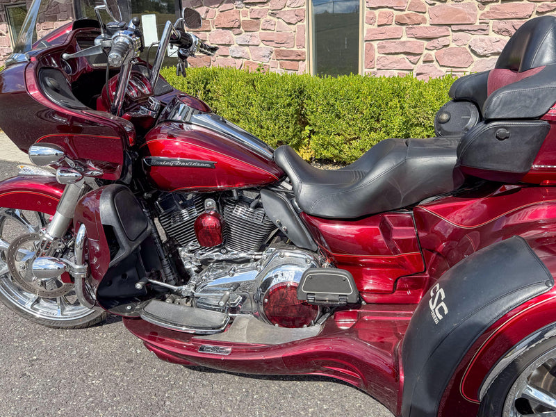 Harley Davidson 2016 Harley-Davidson Trike Road Glide 3 FLTRT CSC Body Kit, Speakers, & More! - $26,995
