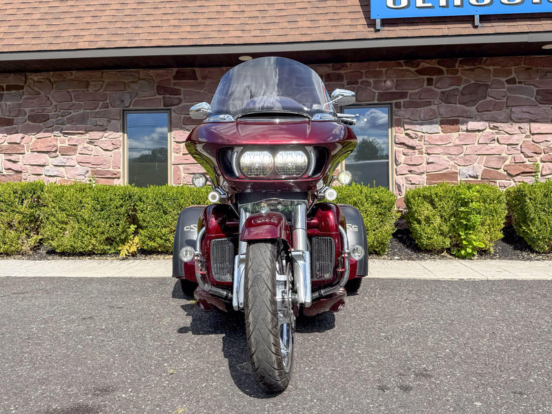 Harley Davidson 2016 Harley-Davidson Trike Road Glide 3 FLTRT CSC Body Kit, Speakers, & More! - $26,995