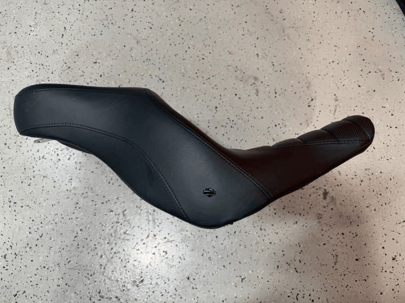 Harley Davidson Harley Davidson Genuine Sundowner Seat 18+ Softail Lowrider S ST Sportglide FLSB