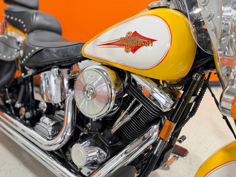 1995 Harley-Davidson Heritage Softail FLSTC Rare Nugget Yellow