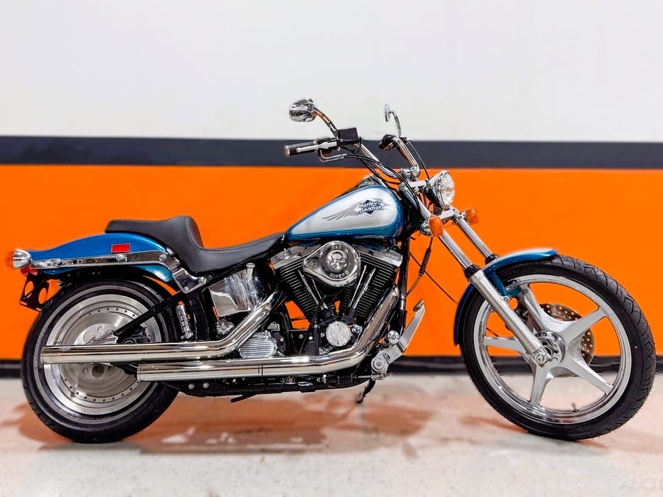 ハーレー EVO FXSTC FXST 1987~1995 外装セット 1995 Harley-Davidson Softail Custom FXSTC 1340 Evo 2-Tone w/ Many
