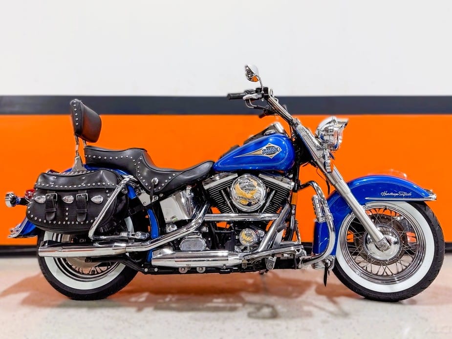 CLASSIC/ANTIQUE – American Classic Motors