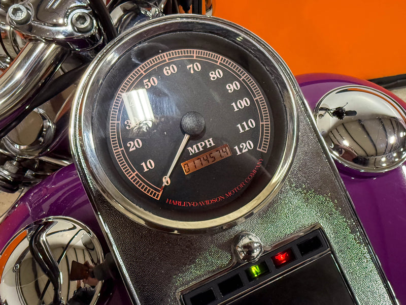 Harley-Davidson Motorcycle 1997 Harley-Davidson Softail Heritage FLSTC Only 17K Miles w/ Rare Paint! $9,995