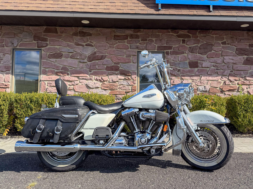 Harley-Davidson Motorcycle 2002 Harley-Davidson Road King Classic FLHRCI w/ LED's and Tons of Extras! - $6,995