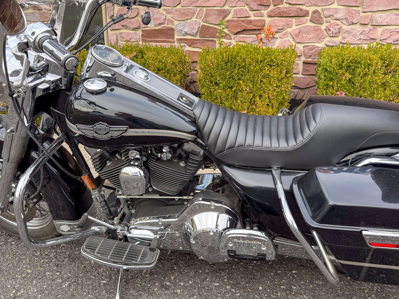 Harley-Davidson Motorcycle 2003 Harley-Davidson Road King FLHR 100th Anniversary Carbureted w/ Extras! Only 15k Miles! $9,995