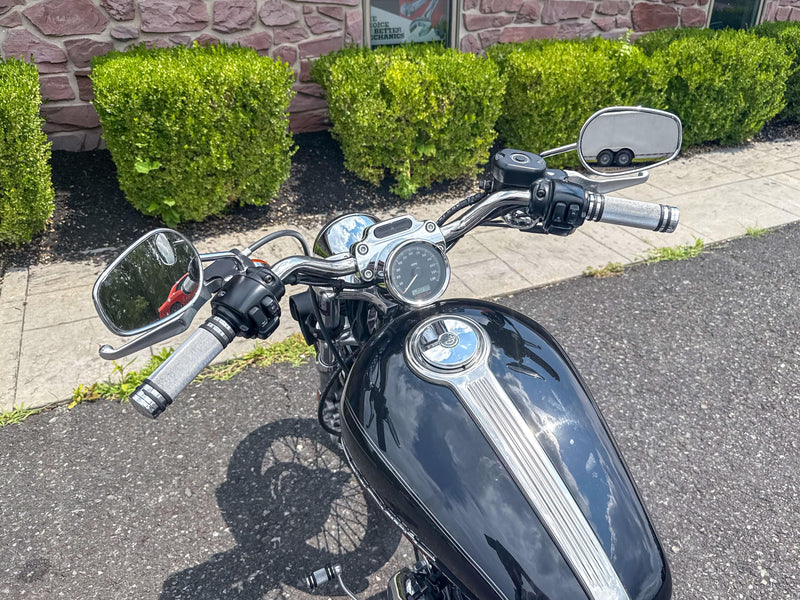 Harley-Davidson Motorcycle 2004 Harley-Davidson 1200 Sportster Custom XL1200C Only 2,300 Miles and Extras! $4,995