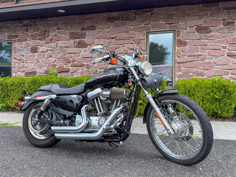 Harley-Davidson Motorcycle 2004 Harley-Davidson 1200 Sportster Custom XL1200C Only 2,300 Miles and Extras! $4,995
