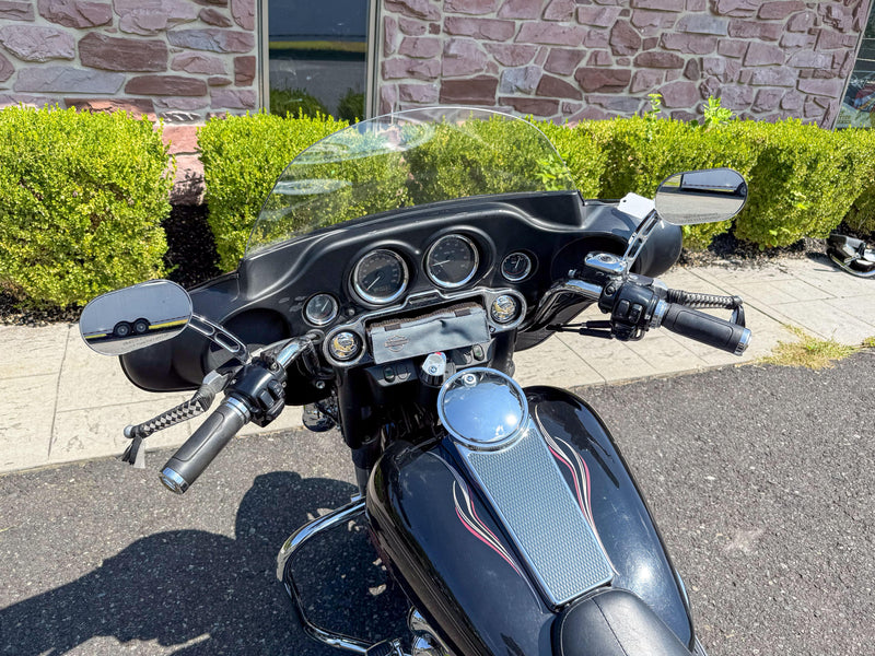 Harley-Davidson Motorcycle 2004 Harley-Davidson Electra Glide Standard FLHTI One Owner True Duals and Extras! $6,995