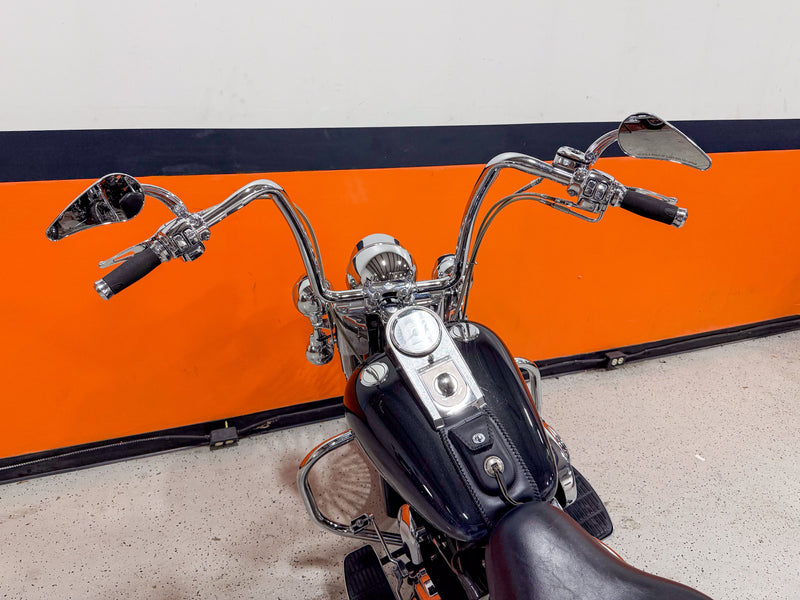 Harley-Davidson Motorcycle 2004 Harley-Davidson Heritage Softail Classic FLSTCI Custom Paint w/ Apes and Thousands in Extras! $10,995