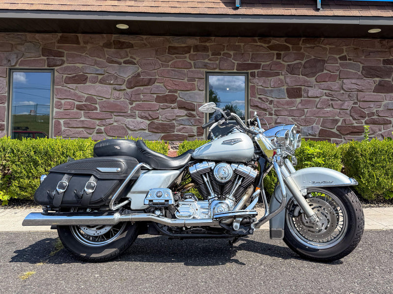 Harley-Davidson Motorcycle 2004 Harley-Davidson Road King Classic FLHRCI Many Extras! Low Miles! True Duals! $6,995
