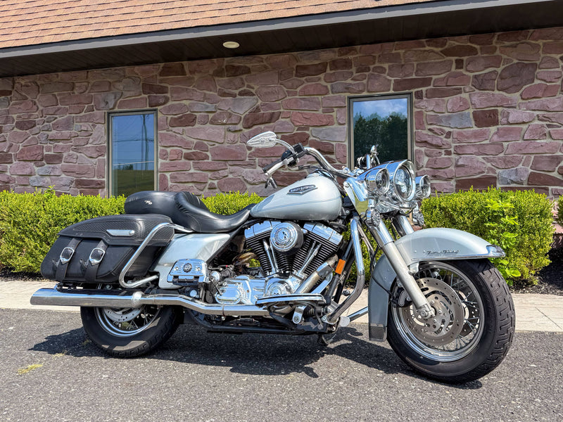 Harley-Davidson Motorcycle 2004 Harley-Davidson Road King Classic FLHRCI Many Extras! Low Miles! True Duals! $6,995