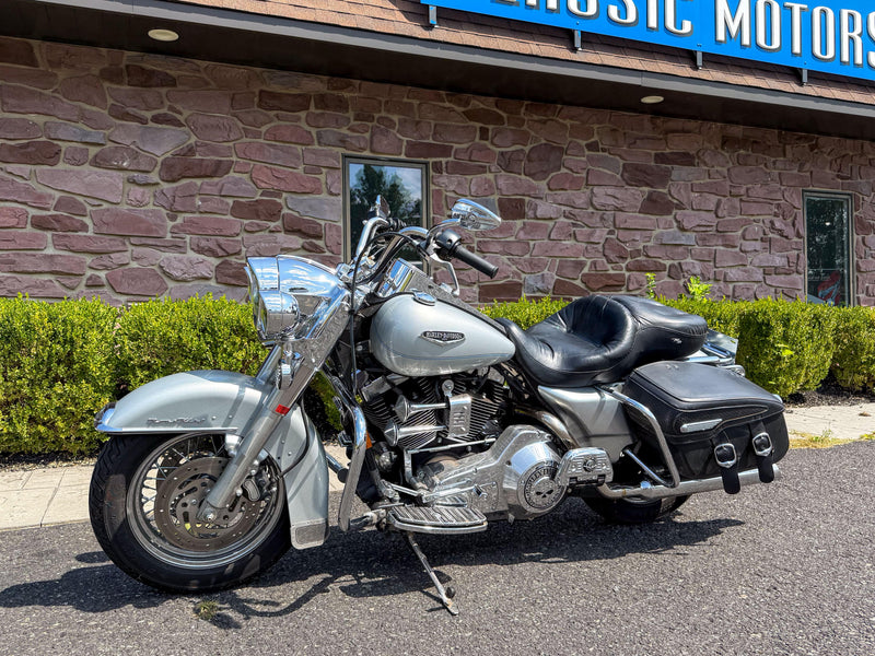 Harley-Davidson Motorcycle 2004 Harley-Davidson Road King Classic FLHRCI Many Extras! Low Miles! True Duals! $6,995