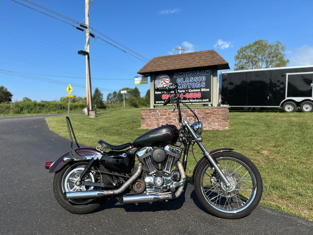 Harley Davidson Motorcycle 2005 Harley-Davidson Sportster Custom XL1200C Clean Carfax w/ Many Extras! - $4,495