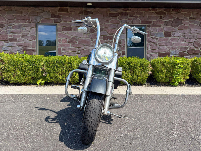 Harley-Davidson Motorcycle 2006 Harley-Davidson Road King Custom FLHRSI Extras! Low Miles! Chrome Bars and Controls! $7,995