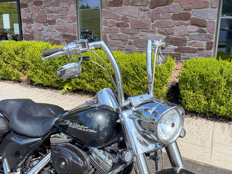Harley-Davidson Motorcycle 2006 Harley-Davidson Road King Custom FLHRSI Extras! Low Miles! Chrome Bars and Controls! $7,995