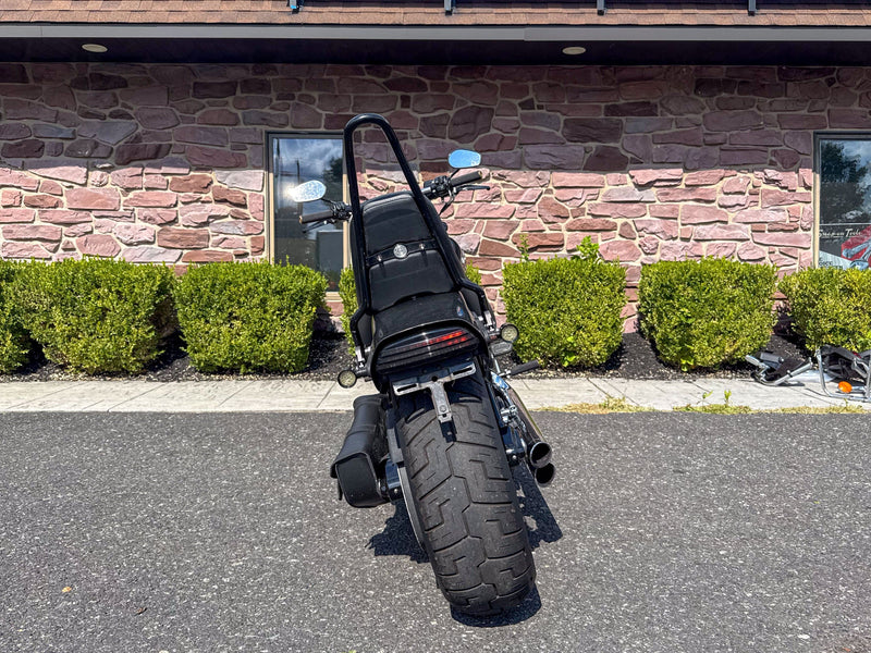 Harley-Davidson Motorcycle 2006 Harley-Davidson Softail Night Train FXSTBI w/ Exhaust and Many Extras! $8,995