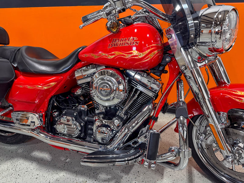 Harley-Davidson Motorcycle 2007 Harley-Davidson CVO Screamin' Eagle Road King FLHRSE3 w/ Exhaust! $12,995