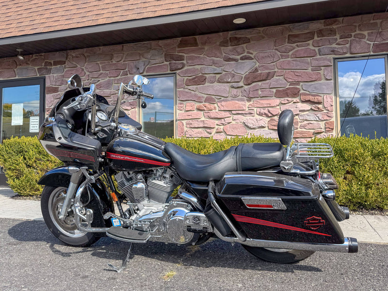 Harley-Davidson Motorcycle 2007 Harley-Davidson Road Glide FLTR Touring 6-Speed Low Miles w/ Many Extras! $10,995