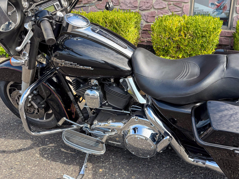 Harley-Davidson Motorcycle 2007 Harley Davidson Street Glide FLHX 96" 6 Speed True Duals & Low Miles! $9,995