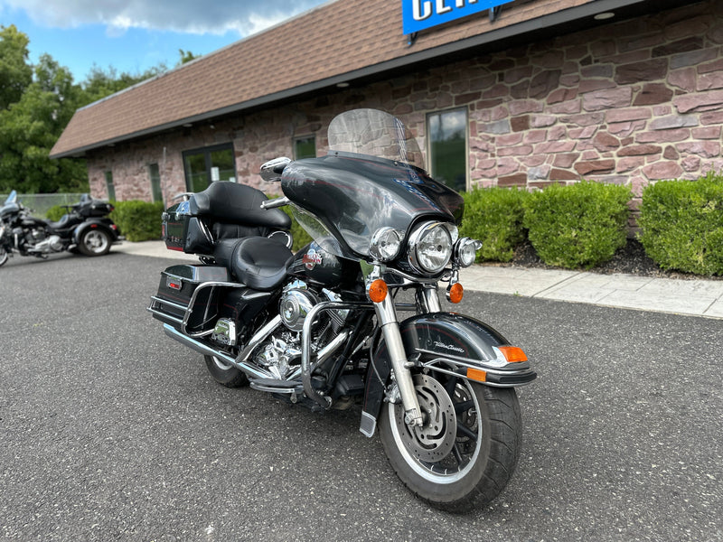 Harley-Davidson Motorcycle 2007 Harley-Davidson Touring Electra Glide Ultra Classic One-Owner Clean Carfax! $8,495