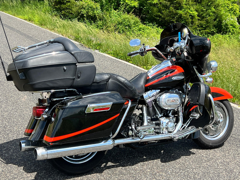 Harley-Davidson Motorcycle 2007 Harley-Davidson Touring Street Electra Glide Ultra Classic CVO FLHTCUSE2 110" One Owner 100% Original! $12,995