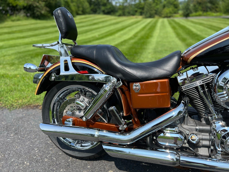 2008 Harley-Davidson Screamin' Eagle CVO Dyna Super Glide Custom