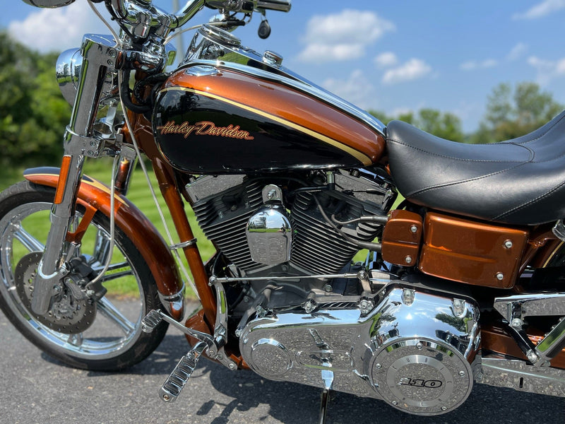 2008 Harley-Davidson Screamin' Eagle CVO Dyna Super Glide Custom