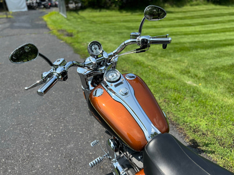 2008 Harley-Davidson Screamin' Eagle CVO Dyna Super Glide Custom