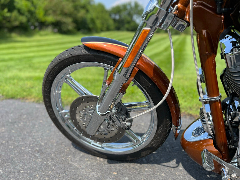 2008 Harley-Davidson Screamin' Eagle CVO Dyna Super Glide Custom