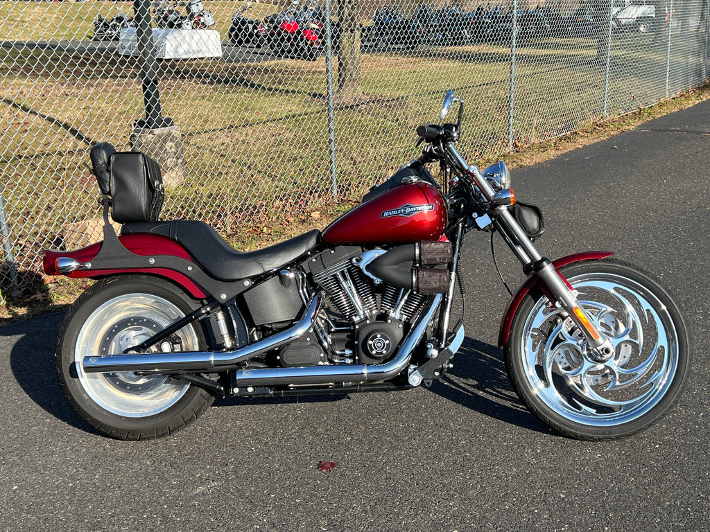 Harley-Davidson Motorcycle 2009 Harley-Davidson Softail Night Train FXSTB One Owner w/ Extras! Only 5,775 Miles! $9,995