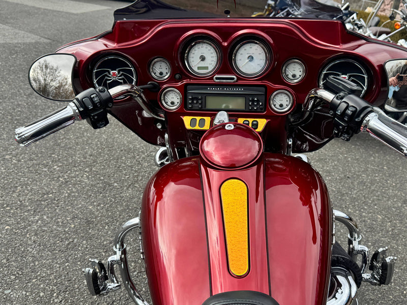 Harley-Davidson Motorcycle 2009 Harley-Davidson Street Glide FLHX Thousands in Extras! Only 9,621 Miles! One Owner! $10,995