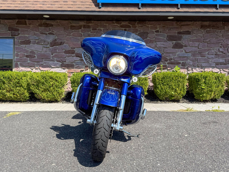 Harley-Davidson Motorcycle 2010 Harley-Davidson Screamin' Eagle CVO Street Glide FLHXSE 110" w/ Extras! $12,995